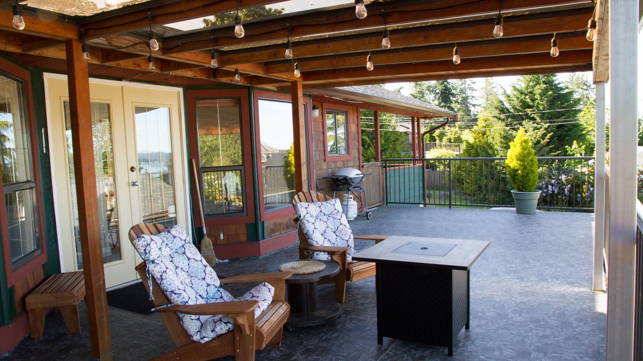 Photo of Patio Balcony in Chemainus