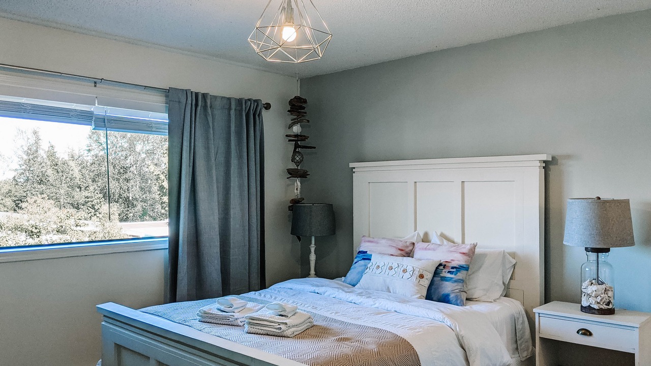 Photo of Bedroom in Chemainus