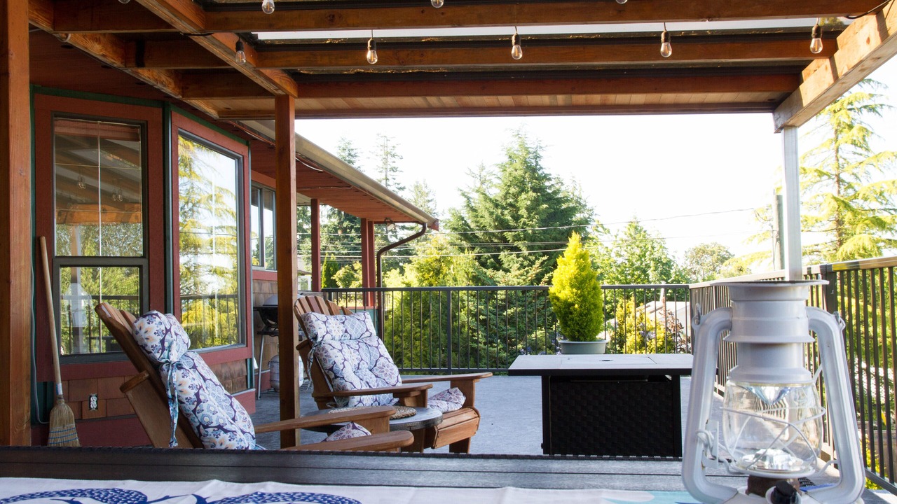 Photo of Patio Balcony in Chemainus