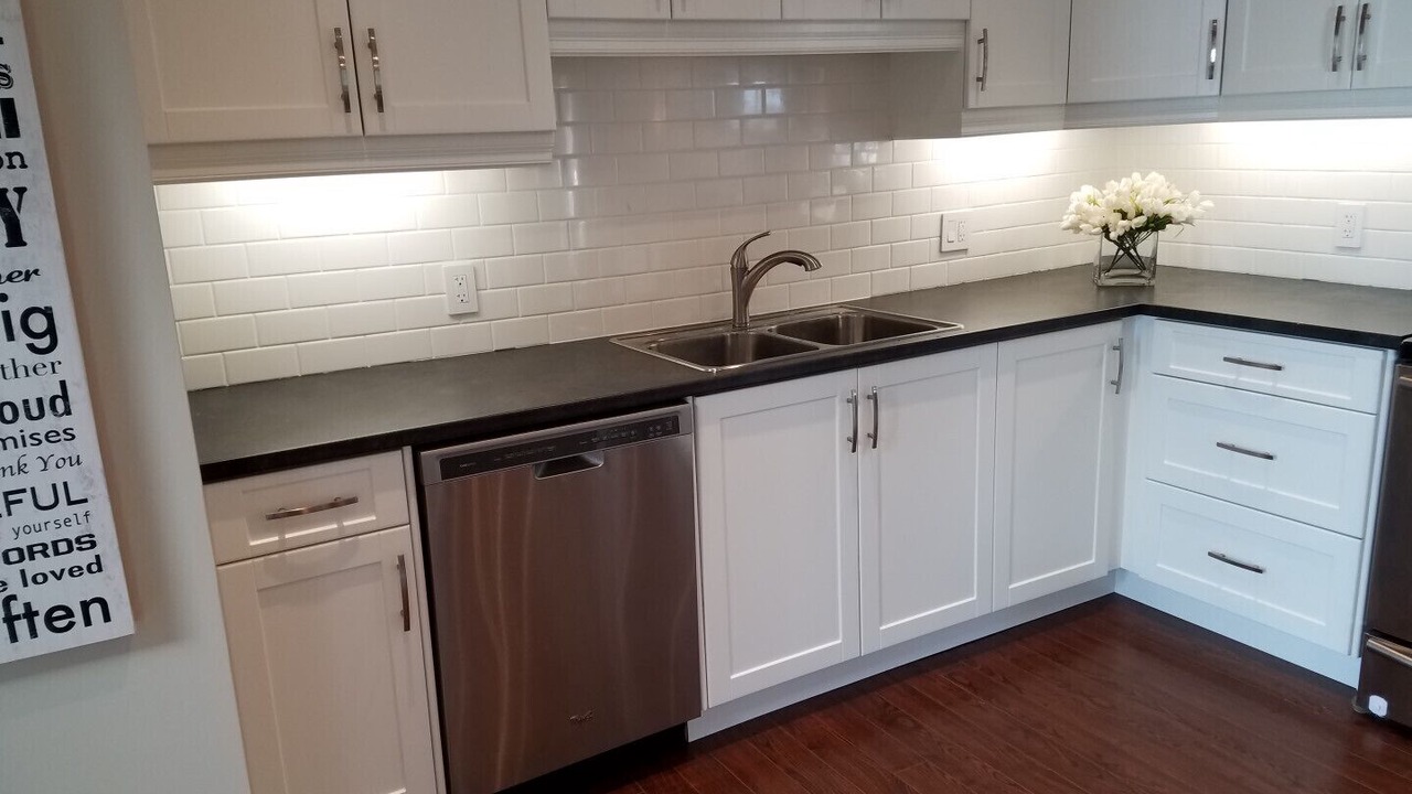 Photo of Kitchen in Carrying Place