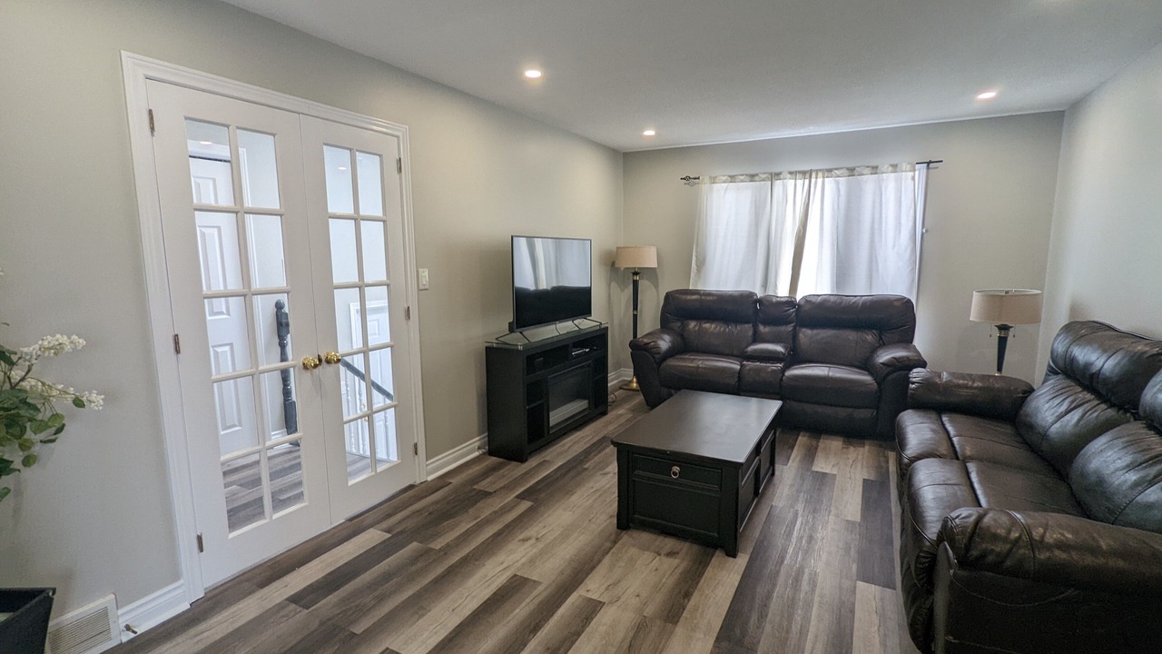 Photo of Livingroom in St. Catharines