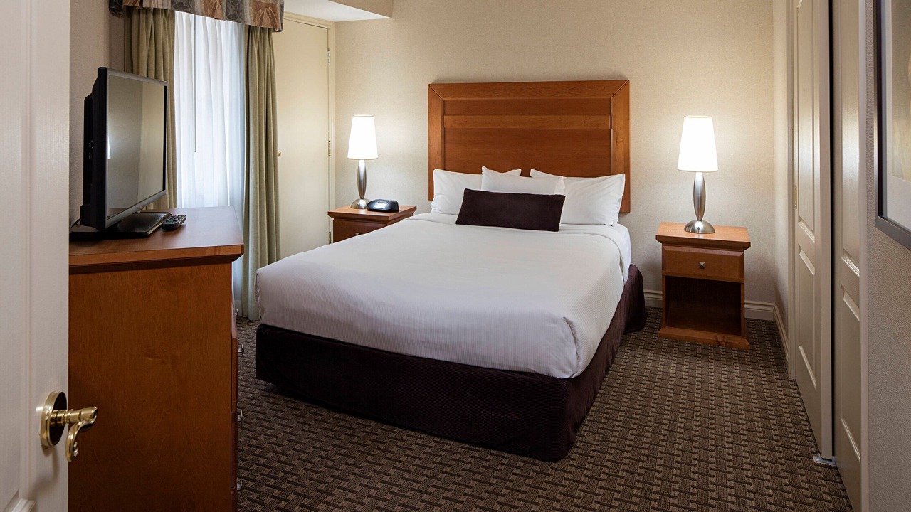 Photo of Bedroom in Kelowna Central Business District