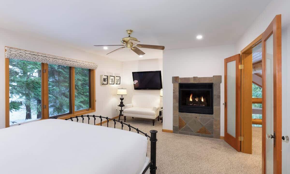 Photo of Livingroom in Blueberry Hill