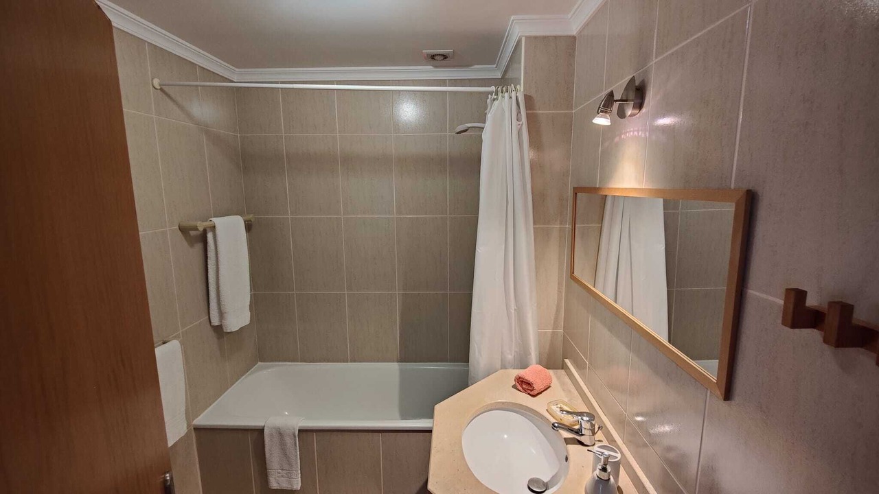 Photo of Bathroom in Canico