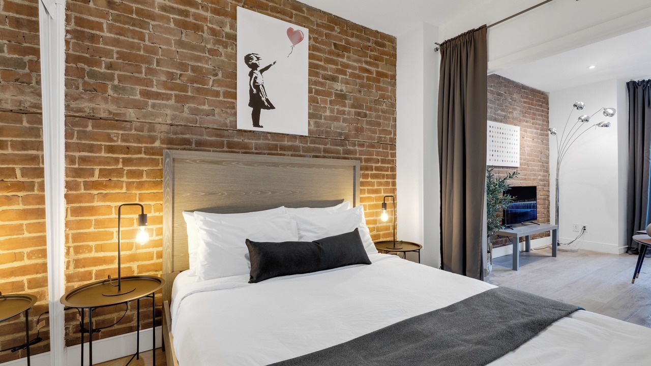 Photo of Bedroom in Downtown Montreal