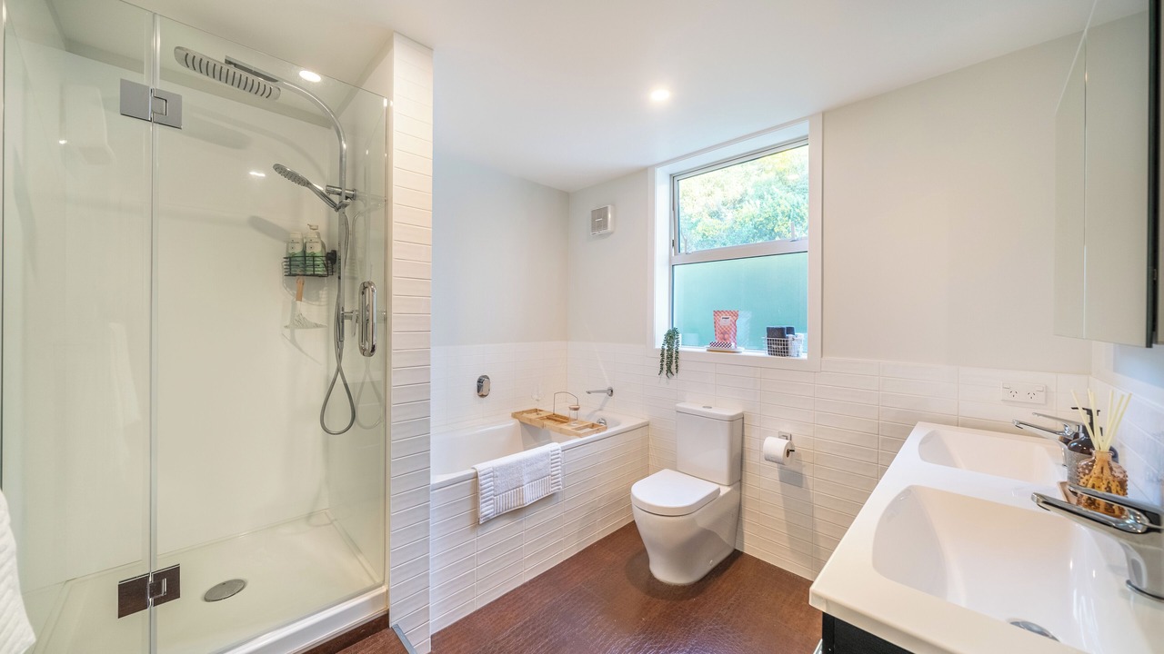Photo of Bathroom in Oriental Bay