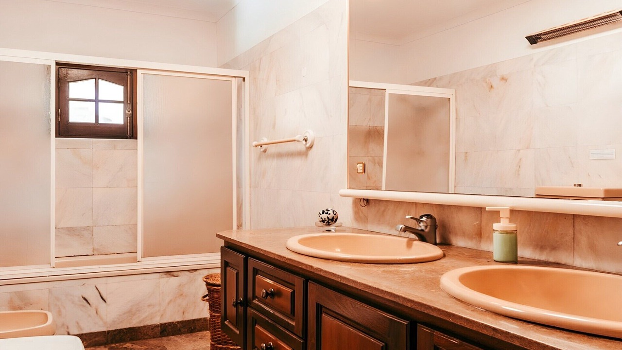 Photo of Bathroom in Algueirao - Mem Martins