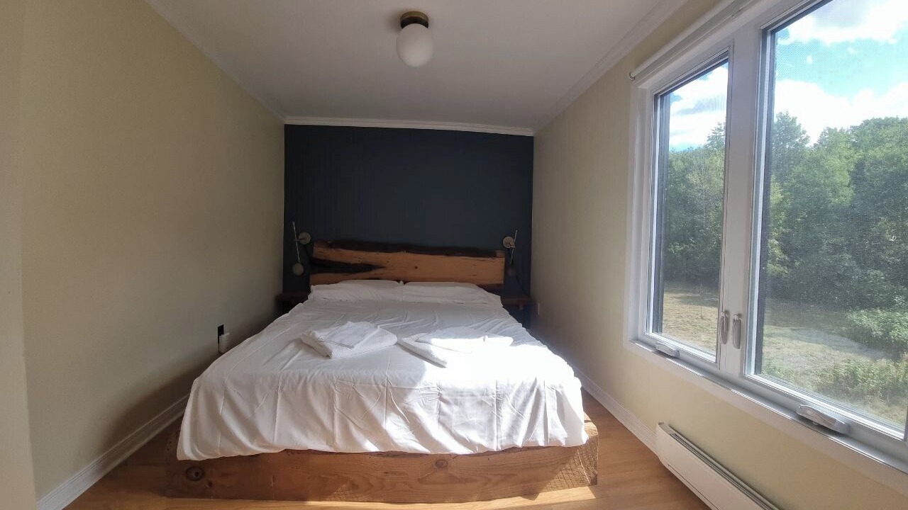 Photo of Bedroom in North Glengarry