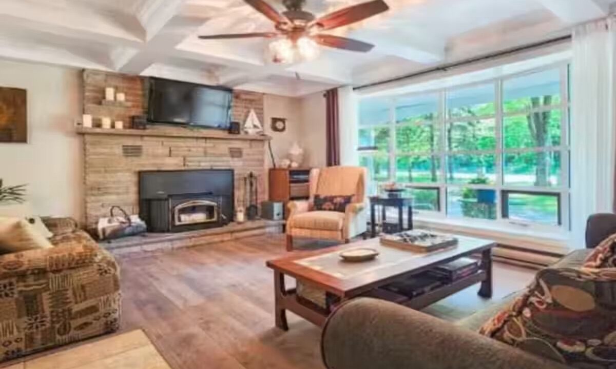 Photo of Livingroom in Sauble Beach