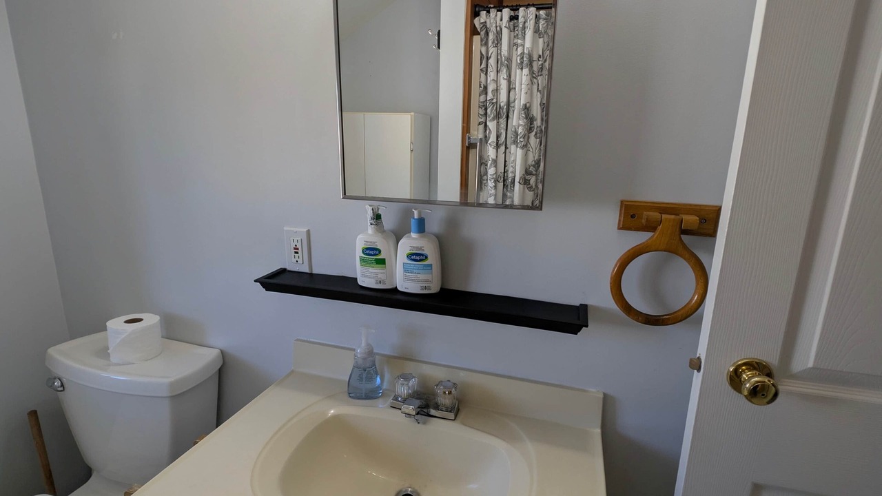 Photo of Bathroom in Alert Bay