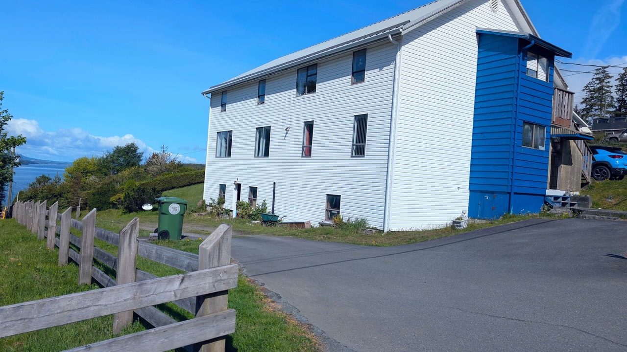 Photo of Others in Alert Bay