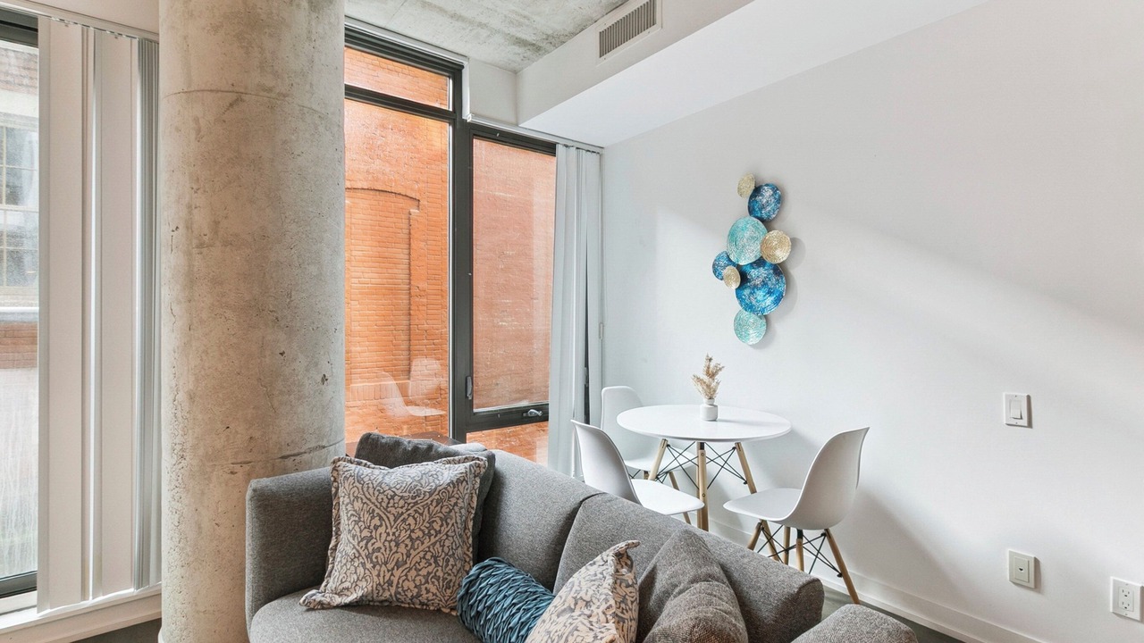 Photo of Livingroom in Fashion District