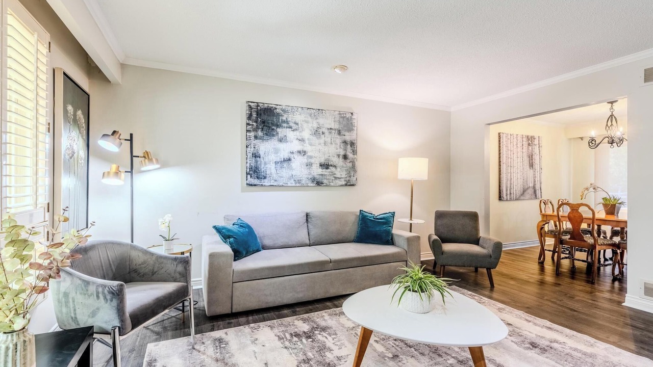 Photo of Livingroom in Hamilton