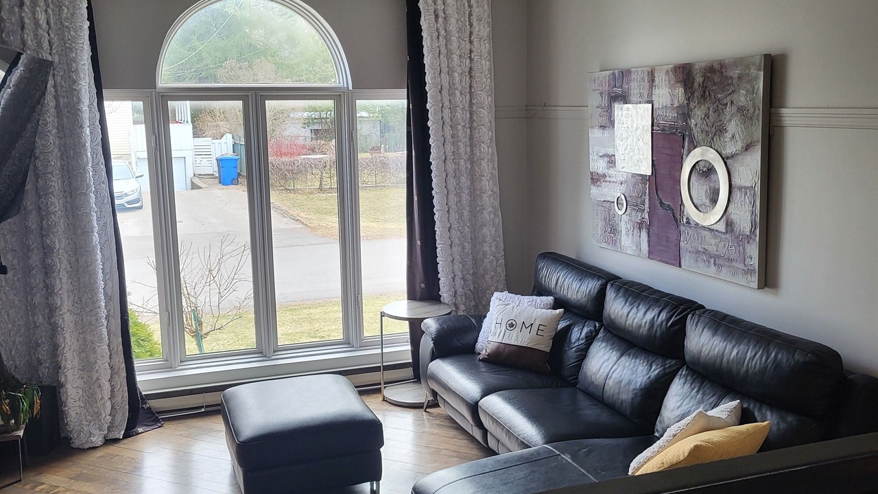 Photo of Livingroom in Pointe-Calumet