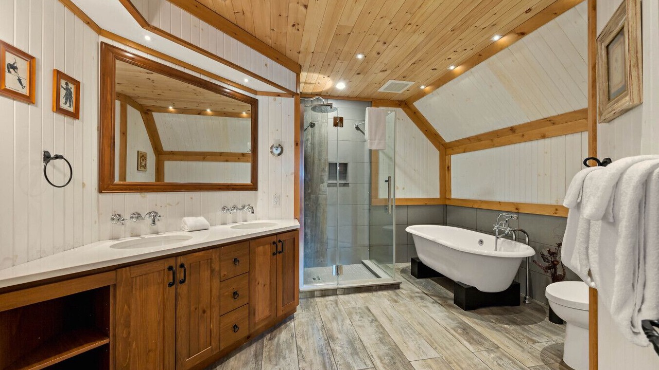 Photo of Bathroom in Mont-Tremblant Pedestrian Village