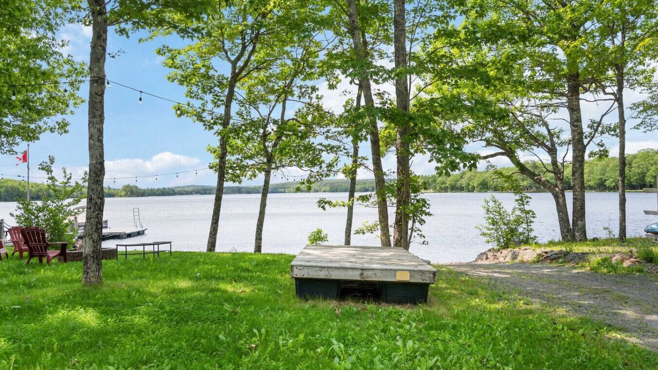 Photo of Outdoor in Smiths Corner