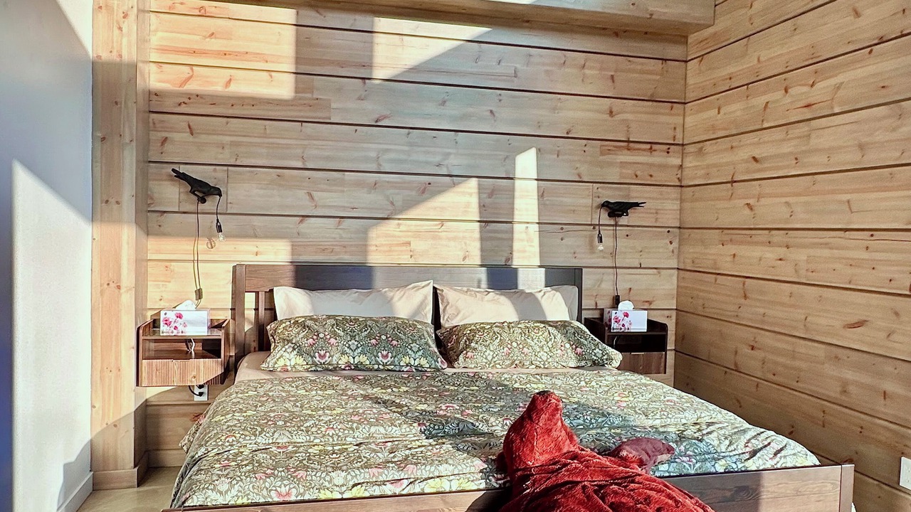 Photo of Bedroom in Courtenay