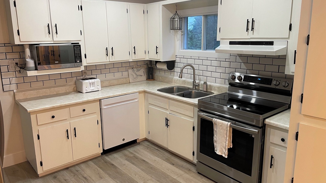 Photo of Kitchen in Oyster Bed