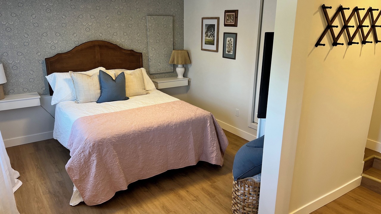 Photo of Bedroom in Gibsons