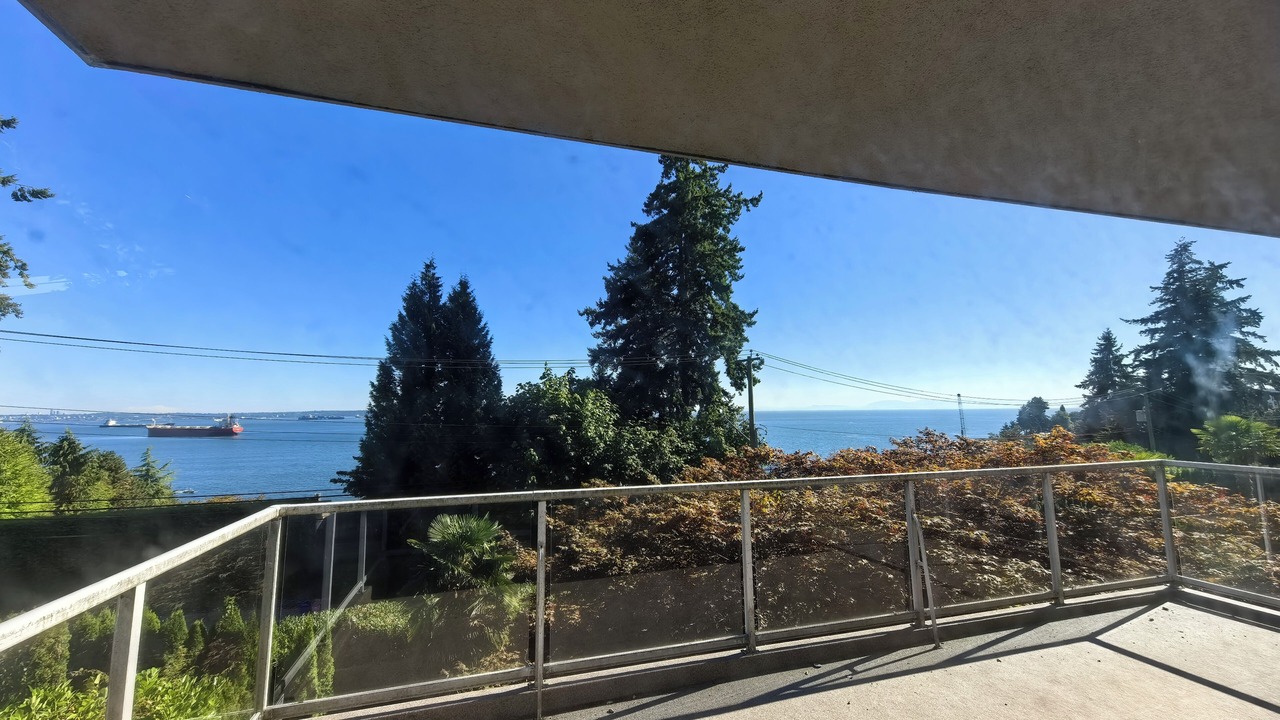 Photo of Outdoor in West Vancouver