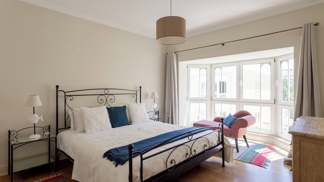 Photo of Bedroom in Estoril