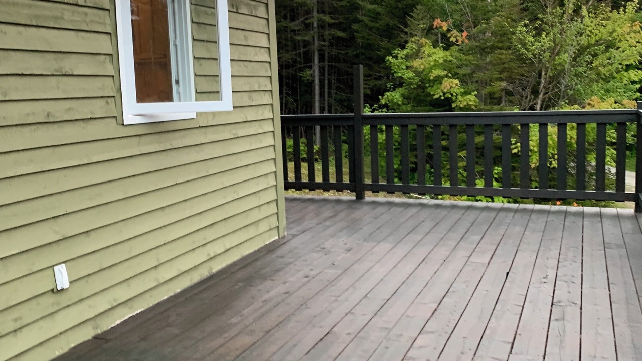 Photo of Patio Balcony in Bonne Bay Pond