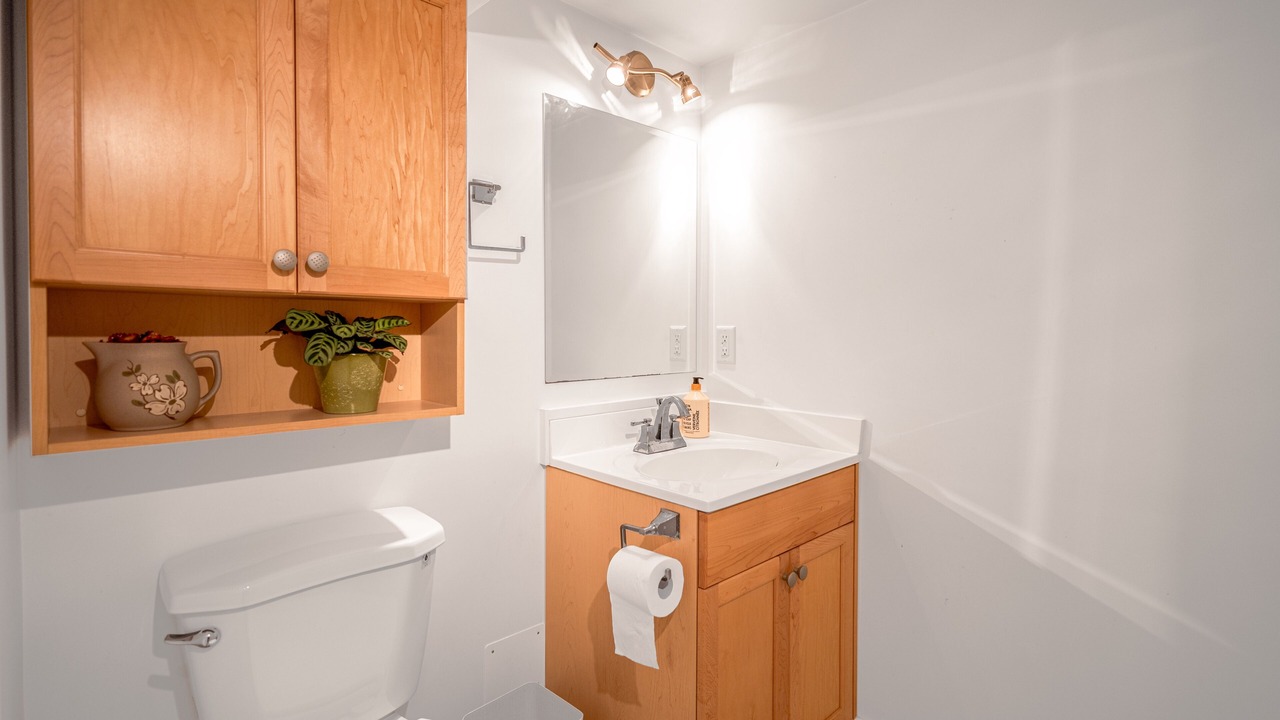 Photo of Bathroom in West Point Grey