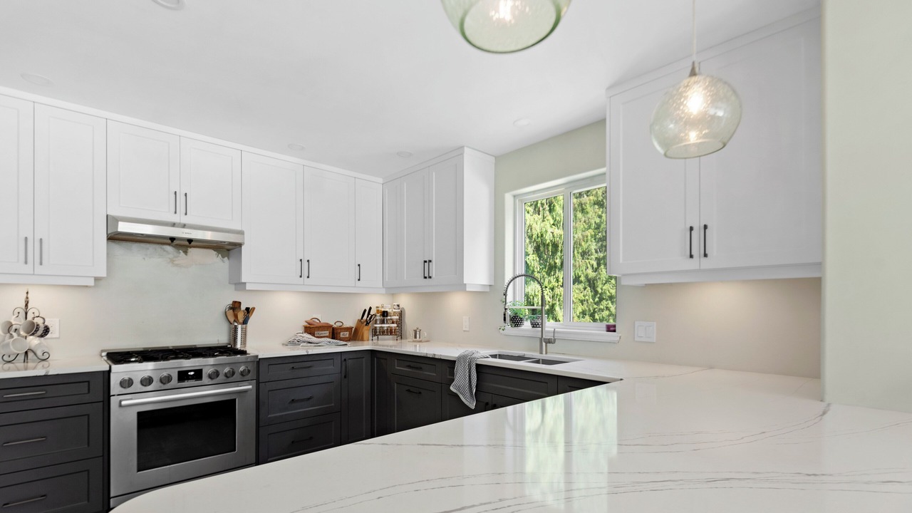 Photo of Kitchen in Shawnigan Lake