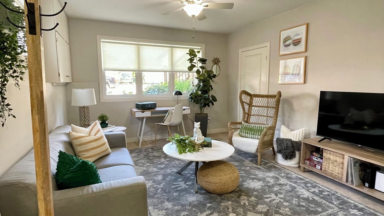 Photo of Livingroom in St. Catharines