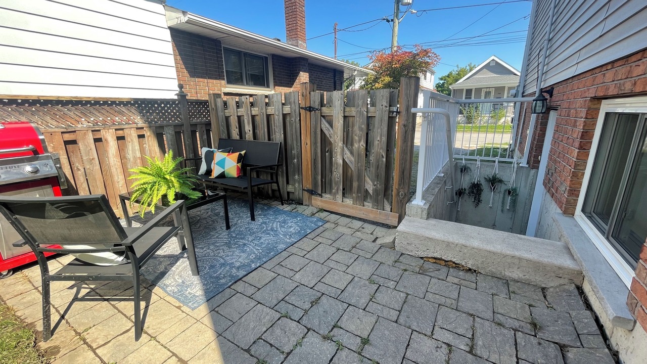 Photo of Patio Balcony in St. Catharines