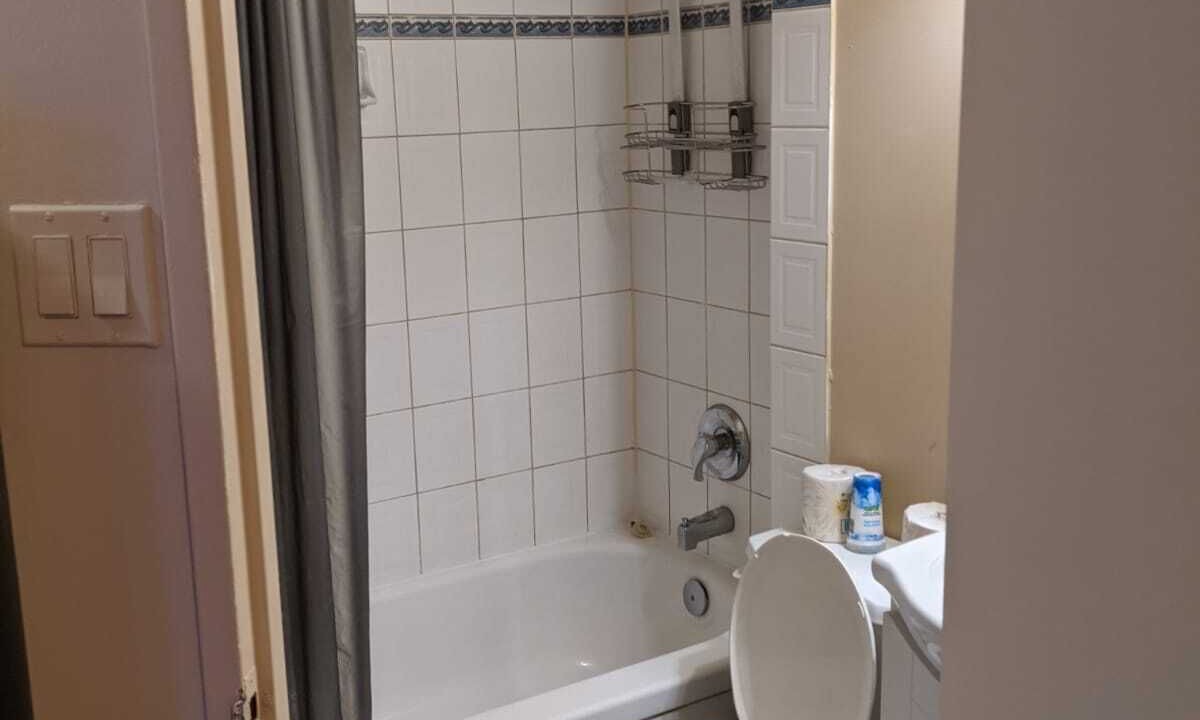Photo of Bathroom in Cabbagetown South