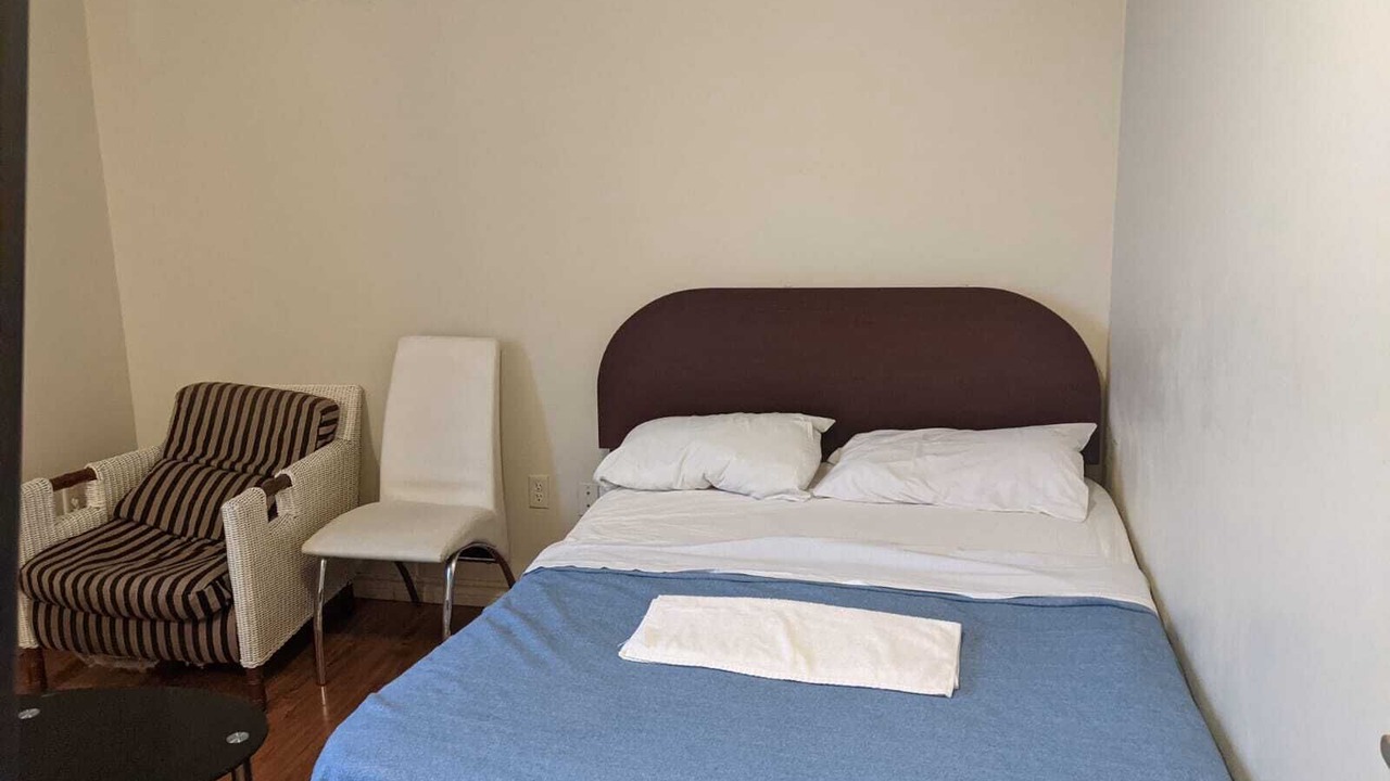 Photo of Bedroom in Cabbagetown South