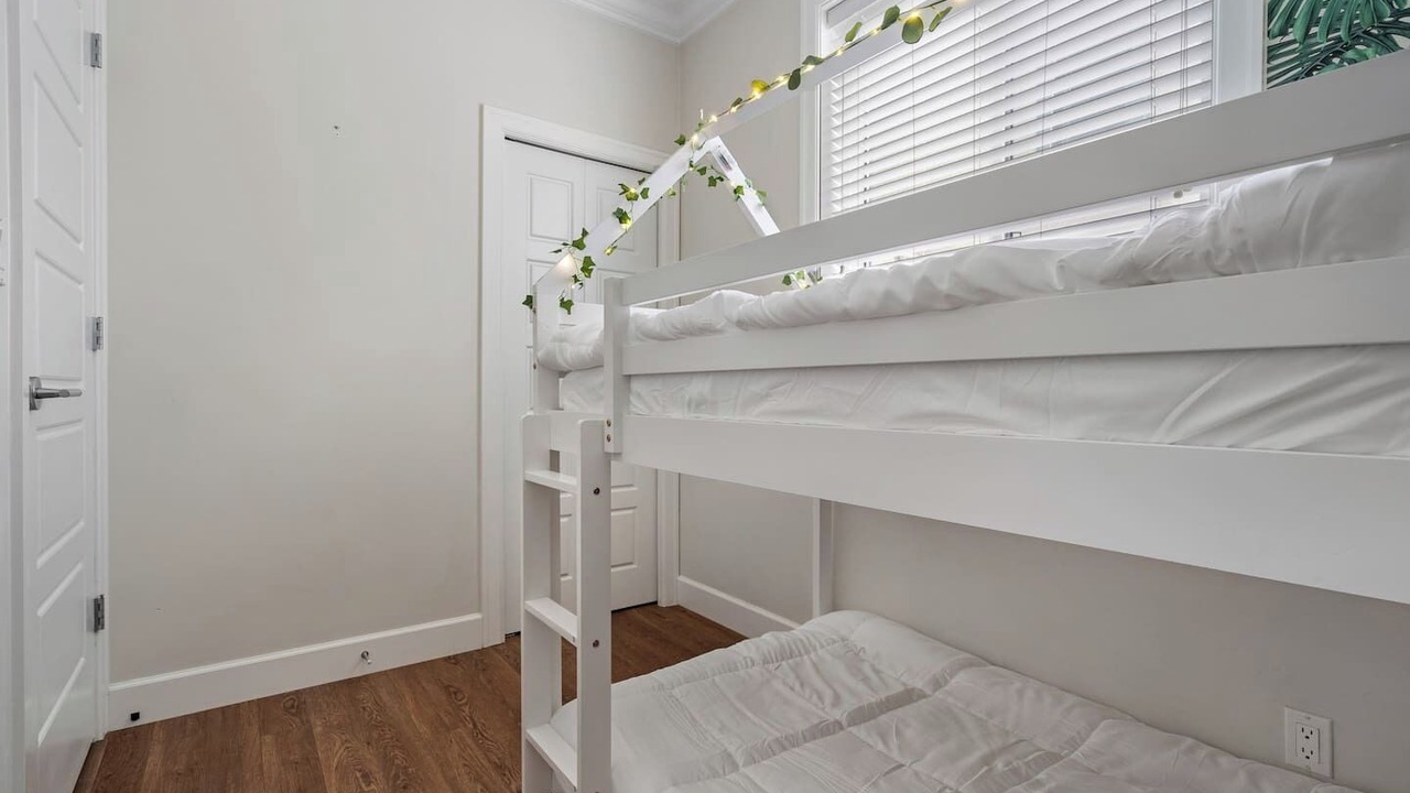 Photo of Bedroom in Vancouver South