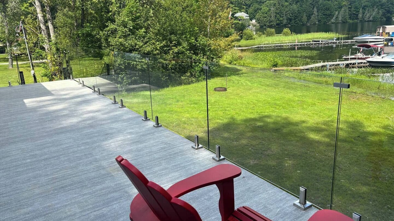 Photo of Patio Balcony in Val-des-Monts