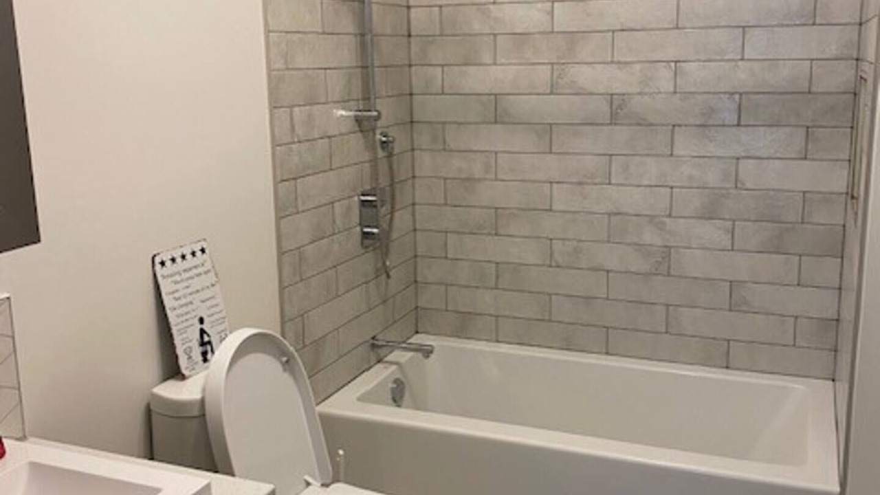 Photo of Bathroom in Val-des-Monts