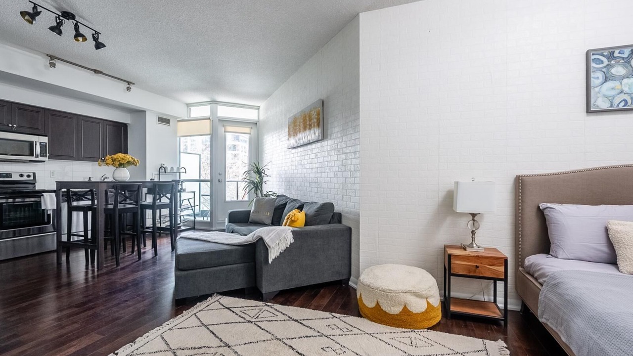 Photo of Livingroom in Fort York