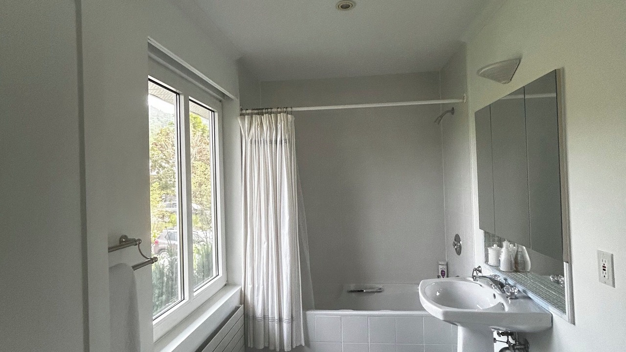 Photo of Bathroom in Potton