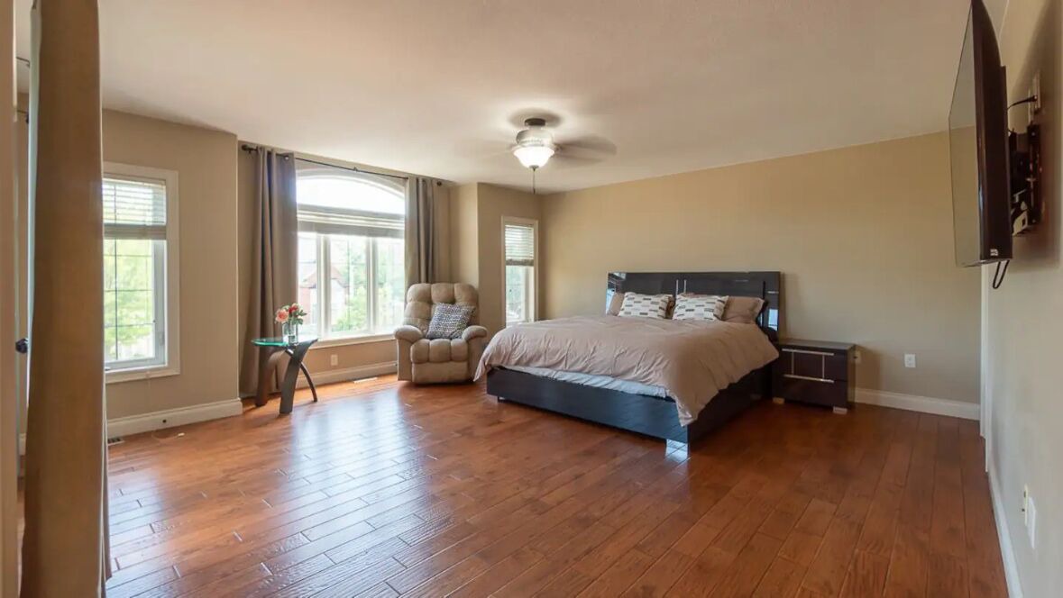 Photo of Bedroom in Stoney Creek