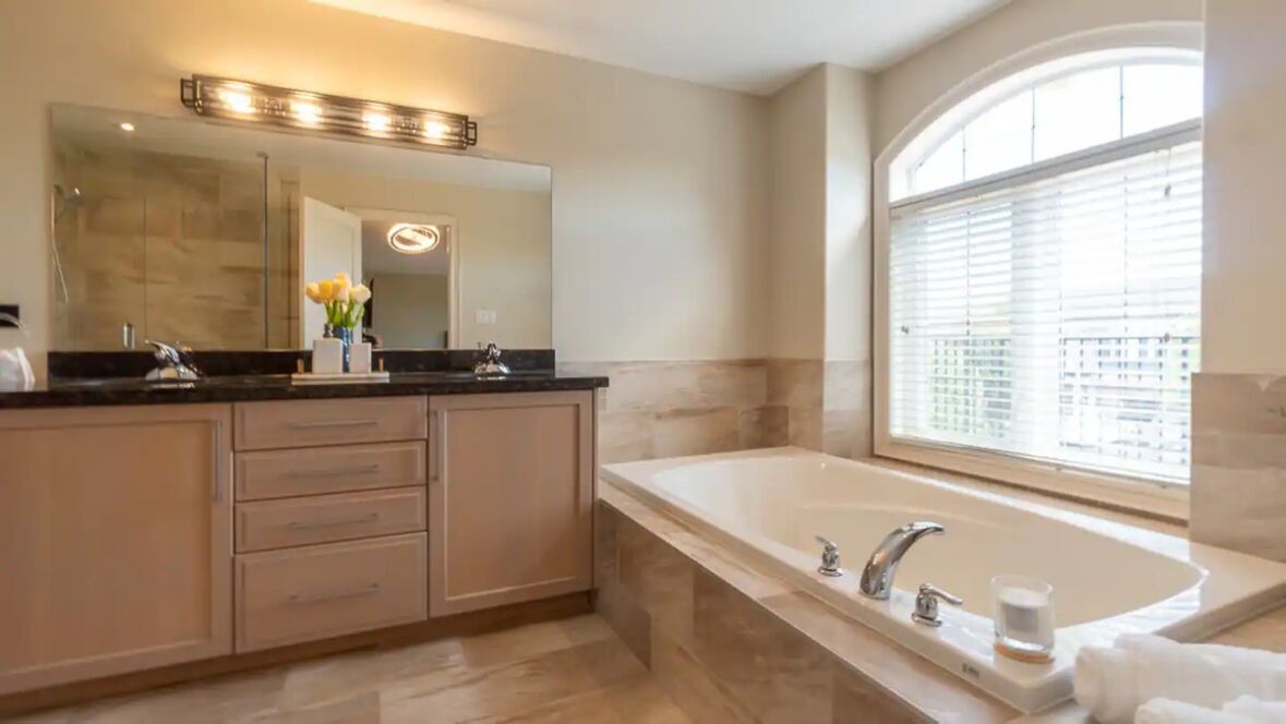 Photo of Bathroom in Stoney Creek