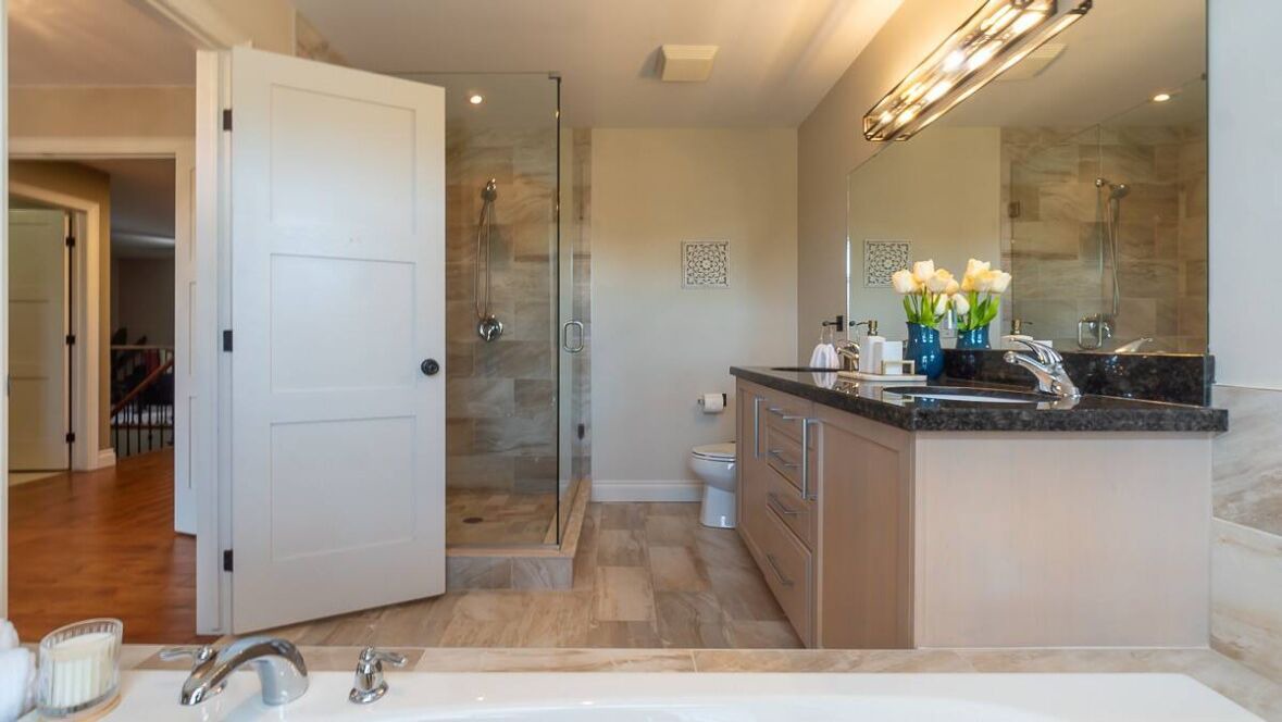 Photo of Bathroom in Stoney Creek