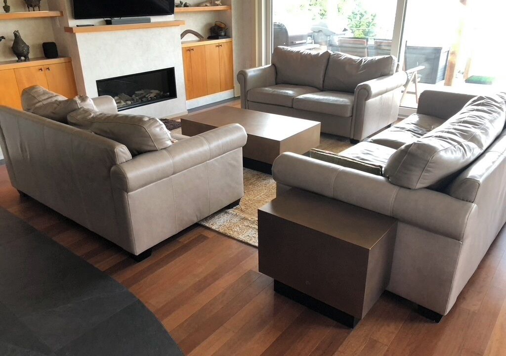 Photo of Livingroom in West Porpoise Bay