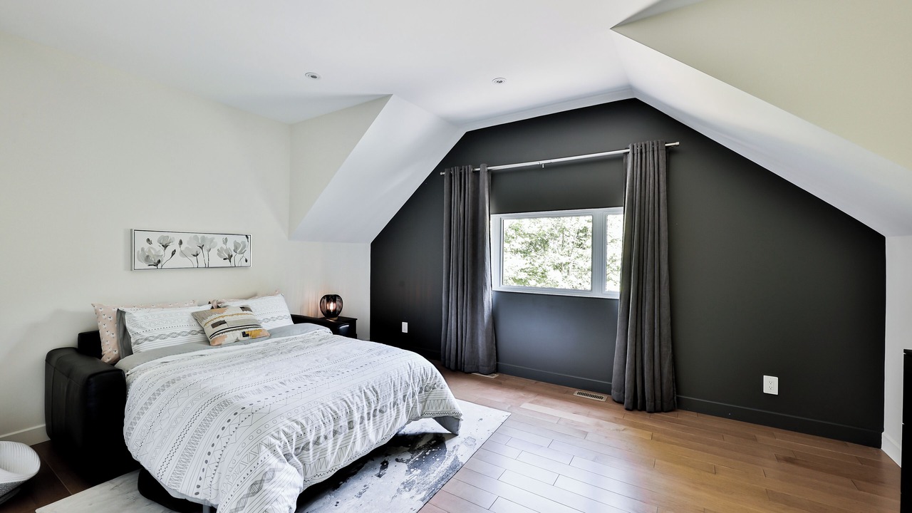 Photo of Bedroom in Saint-Sauveur