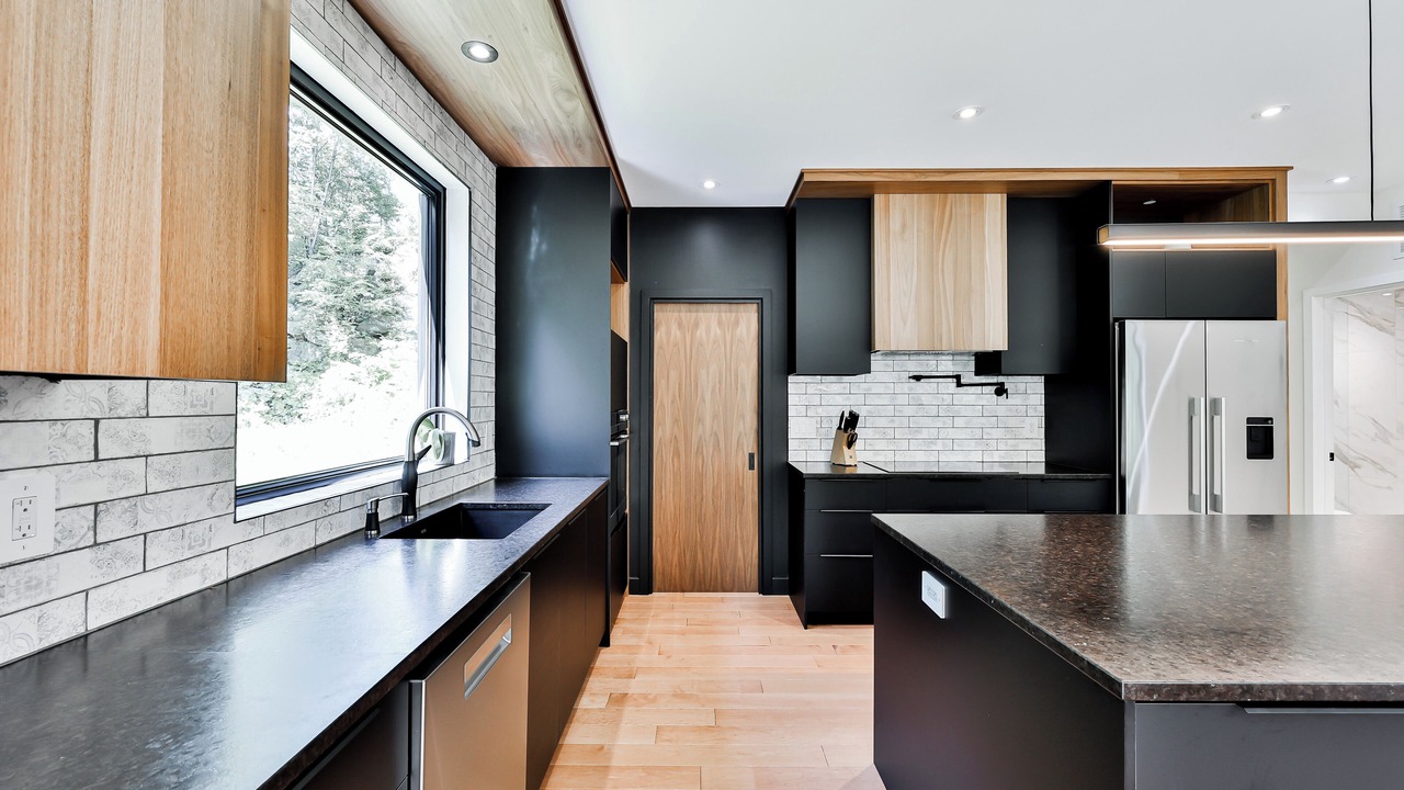 Photo of Kitchen in Saint-Sauveur