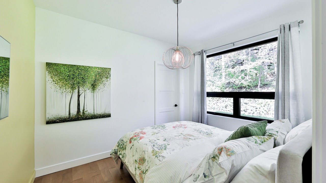 Photo of Bedroom in Saint-Sauveur