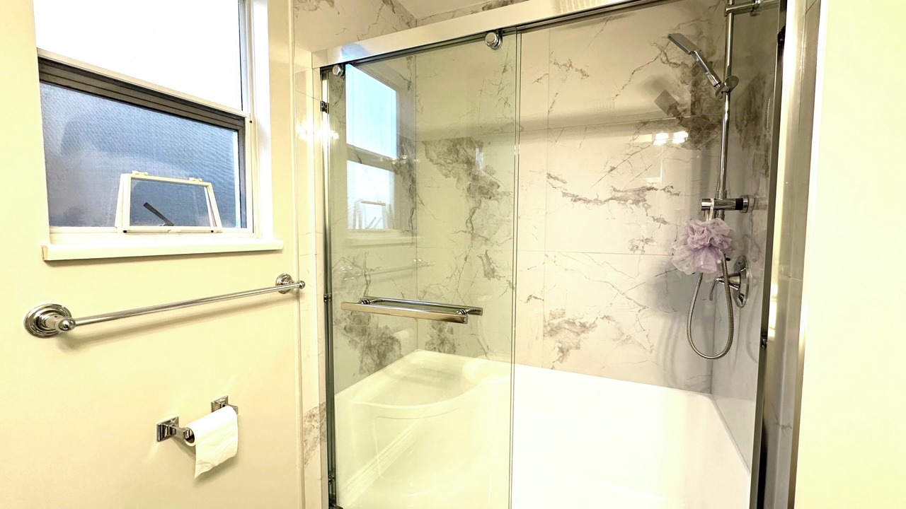 Photo of Bathroom in Delta