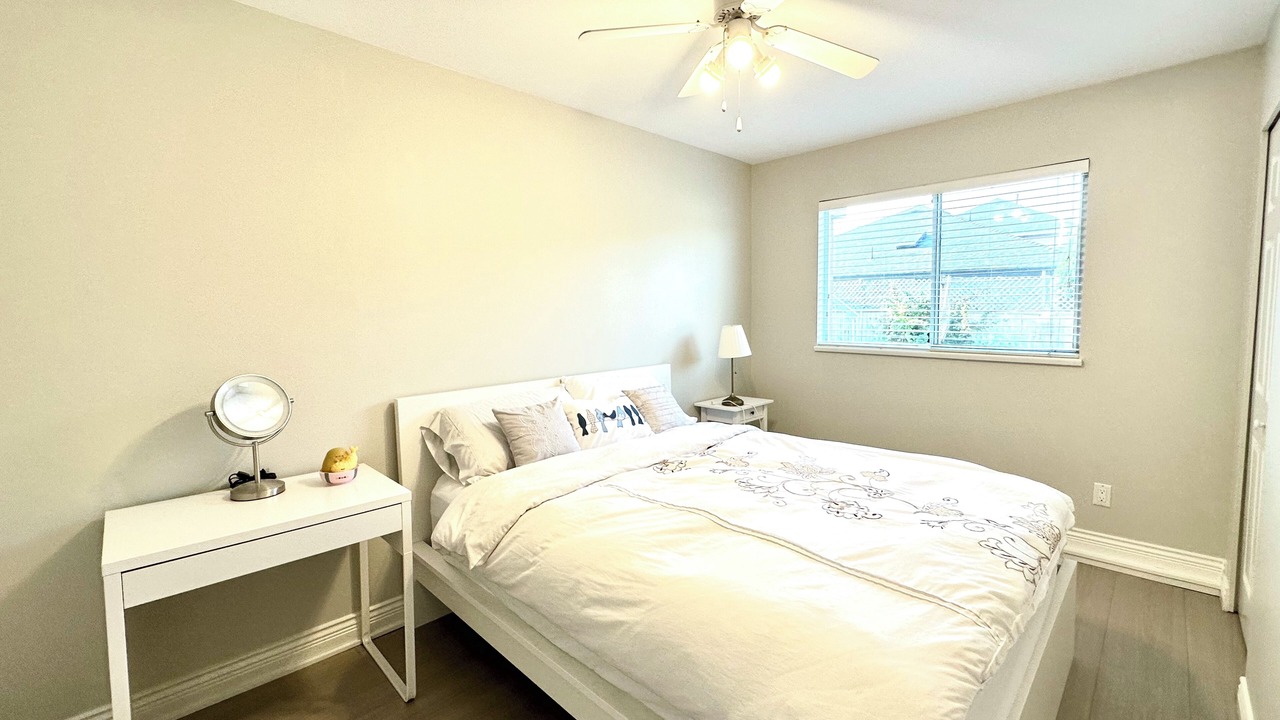 Photo of Bedroom in Delta