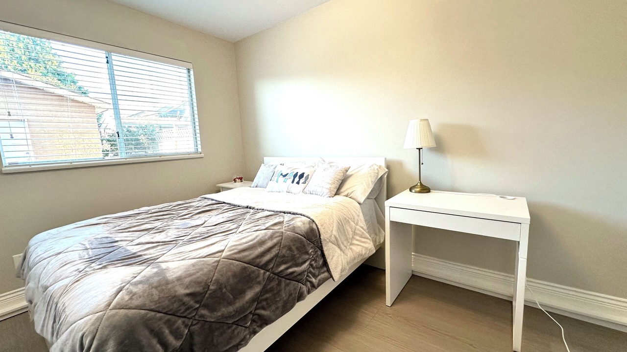 Photo of Bedroom in Delta