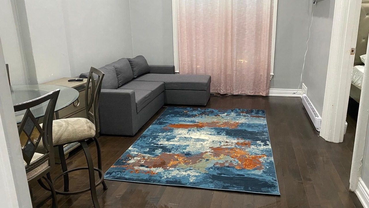 Photo of Livingroom in Bowmanville