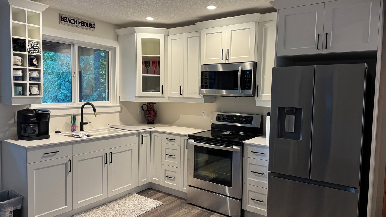 Photo of Kitchen in Port Alberni