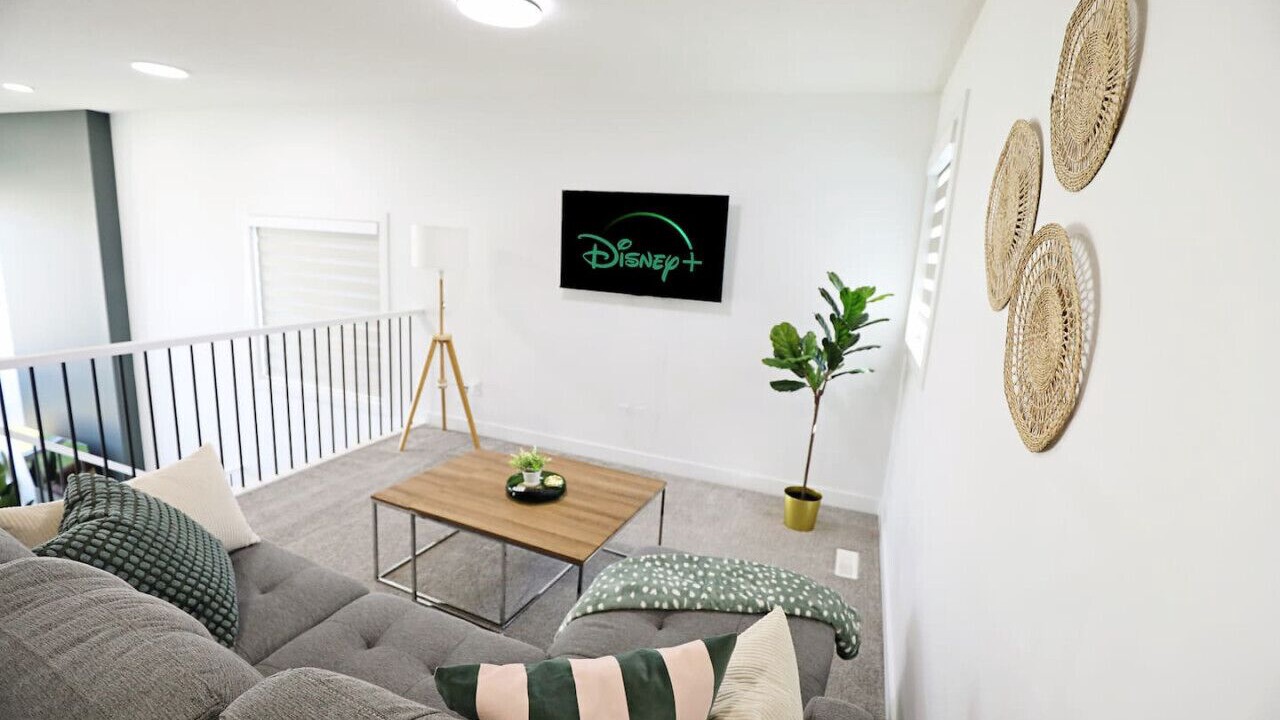 Photo of Livingroom in Southwest Edmonton
